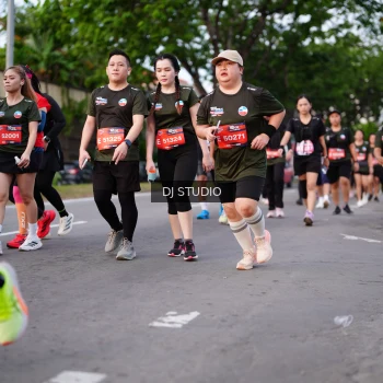 Runner Photo 3937459