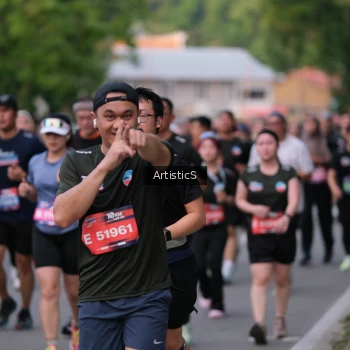 Runner Photo 3937467