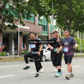 Runner Photo 3937502