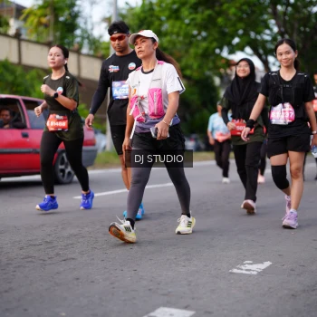 Runner Photo 3937582