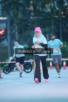 Runner Photo 3937621