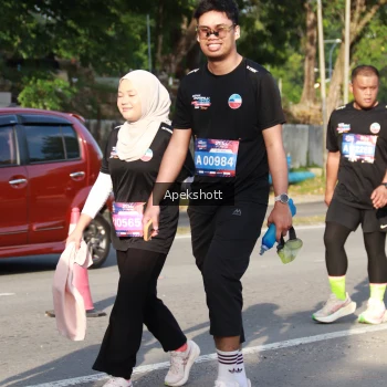 Runner Photo 3937623