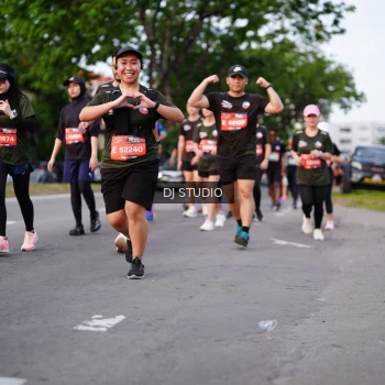 Runner Photo 3937640