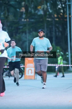 Runner Photo 3937657