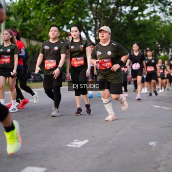 Runner Photo 3937706