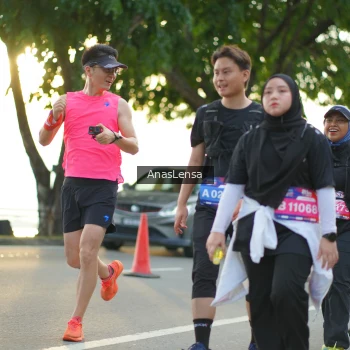 Runner Photo 3937714