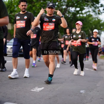 Runner Photo 3937720