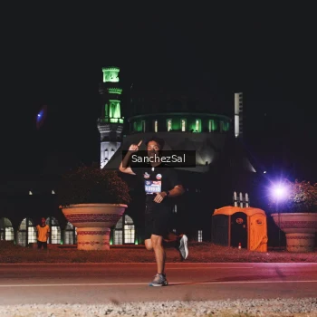 Runner Photo 3937733