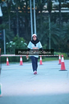 Runner Photo 3937753
