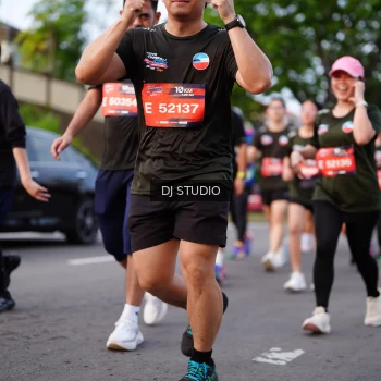 Runner Photo 3937765