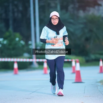 Runner Photo 3937770