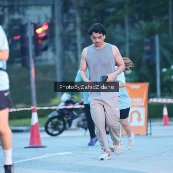 Runner Photo 3937805