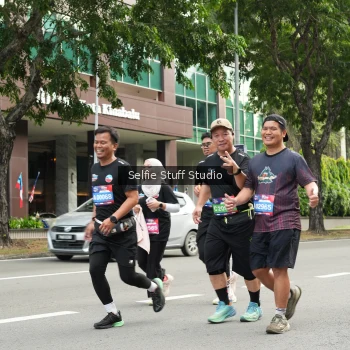 Runner Photo 3937842
