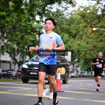Runner Photo 3937844