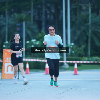Runner Photo 3937890