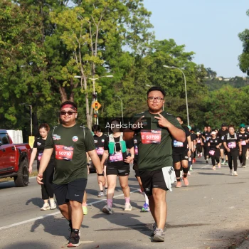 Runner Photo 3937912