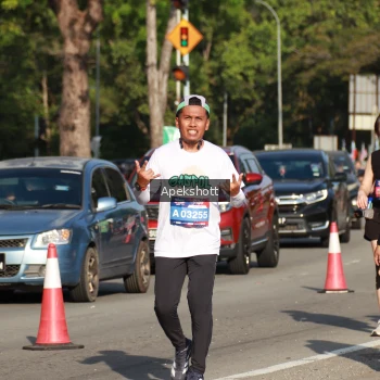 Runner Photo 3938121