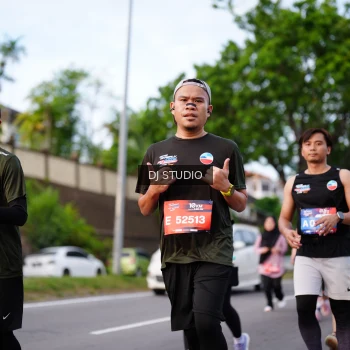 Runner Photo 3938345