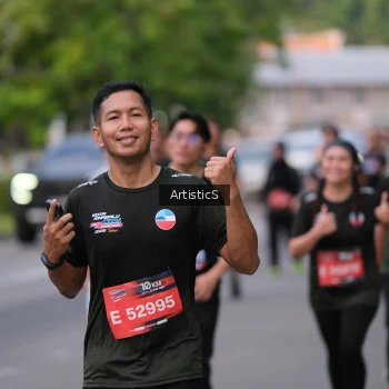 Runner Photo 3938354
