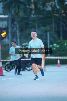 Runner Photo 3938396