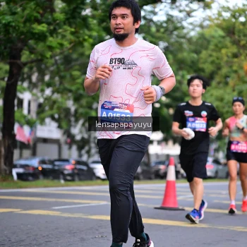 Runner Photo 3938672