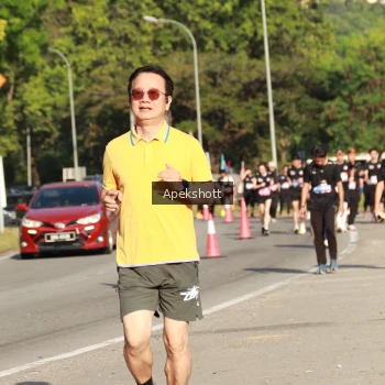 Runner Photo 3938925