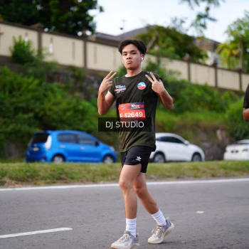 Runner Photo 3939330