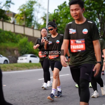 Runner Photo 3939384