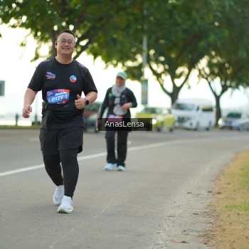 Runner Photo 3939631