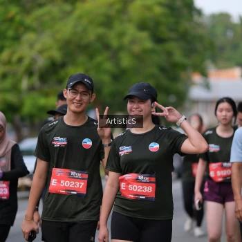 Runner Photo 3939644