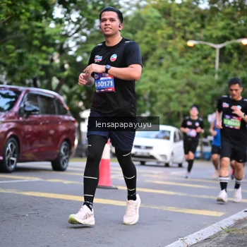 Runner Photo 3939765