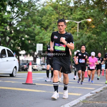 Runner Photo 3939773