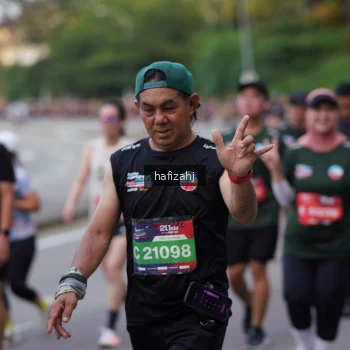 Runner Photo 3939776