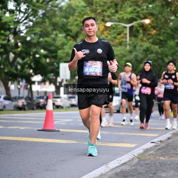 Runner Photo 3940290