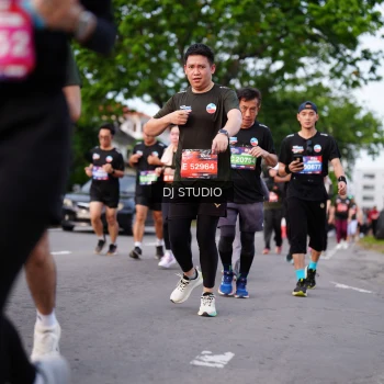 Runner Photo 3940381