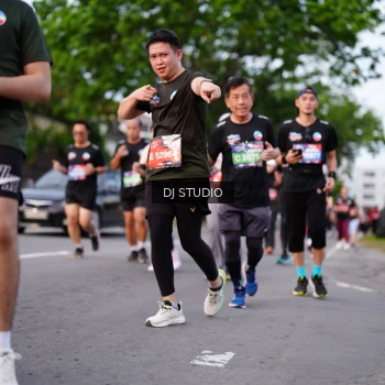 Runner Photo 3940387