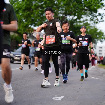 Runner Photo 3940525