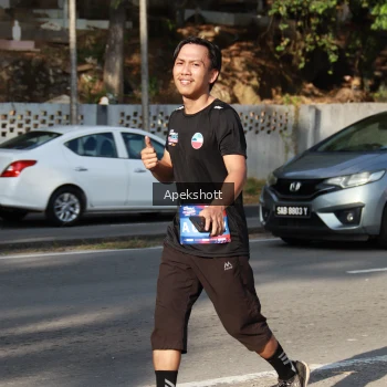 Runner Photo 3940745