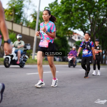 Runner Photo 3940854