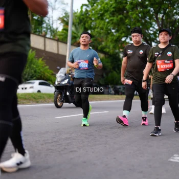 Runner Photo 3941213
