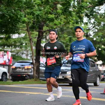 Runner Photo 3941529