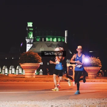 Runner Photo 3941546
