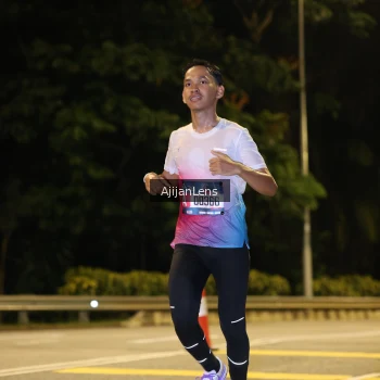 Runner Photo 3941572