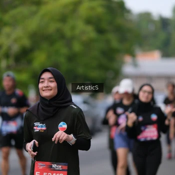Runner Photo 3941629