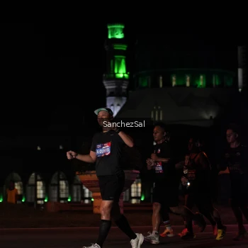 Runner Photo 3941658