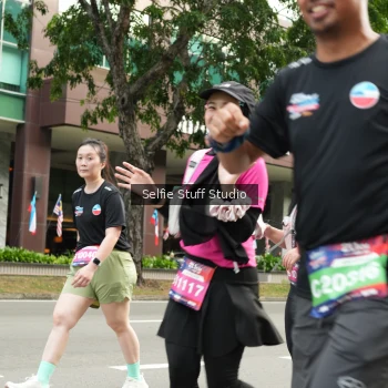 Runner Photo 3941824