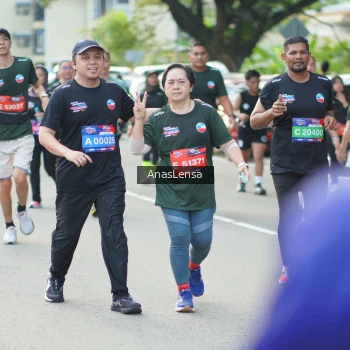 Runner Photo 3942101