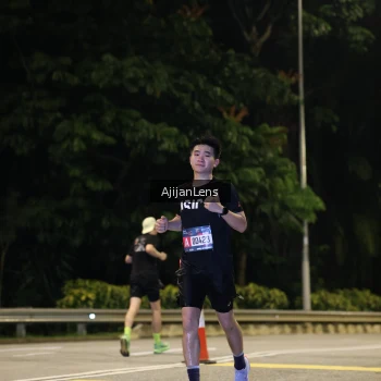 Runner Photo 3942107