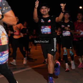 Runner Photo 3942185