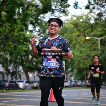 Runner Photo 3942220